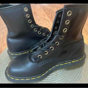 Like new, worn once Vegan Doc Martens size 6 women’s.